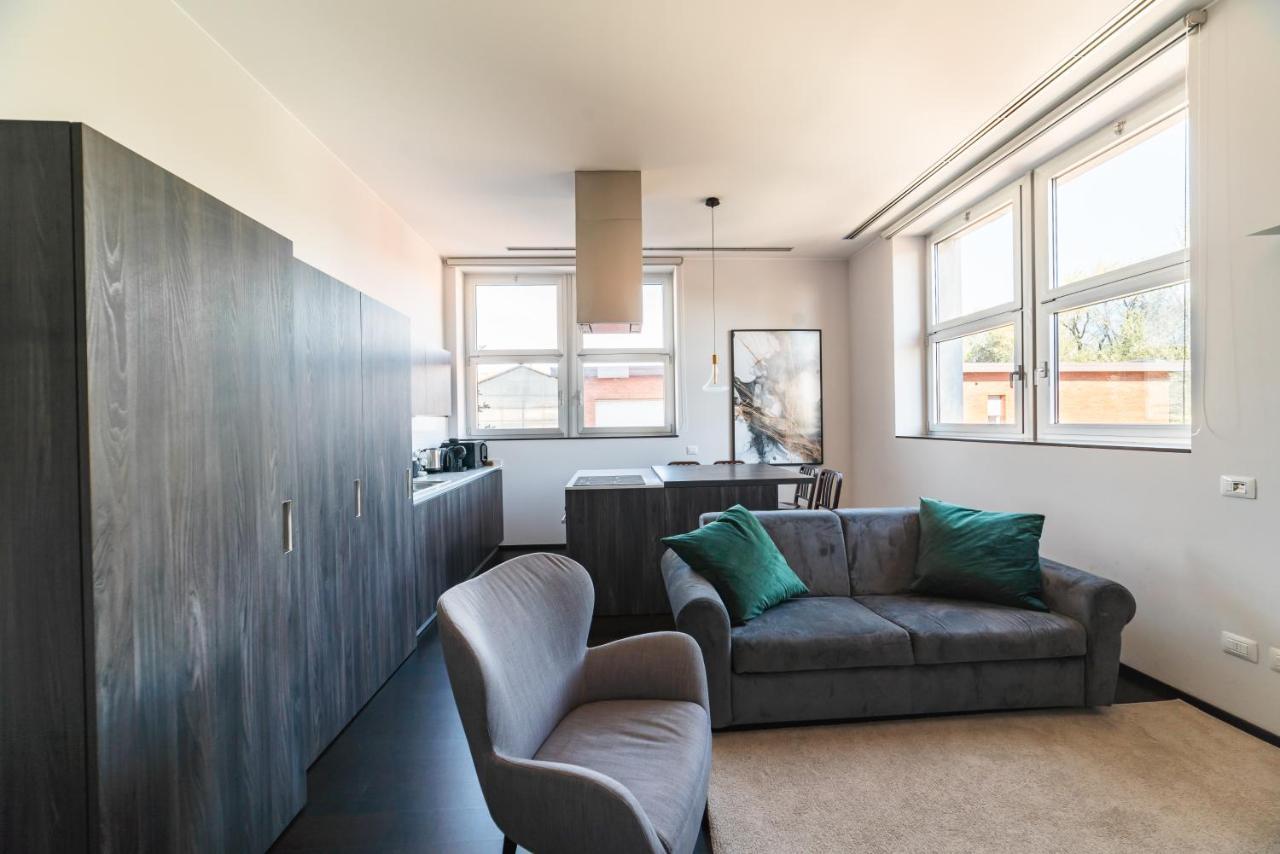 Moderno Bilocale 64Mq Con Parcheggio E Palestra Apartment Milan Exterior photo